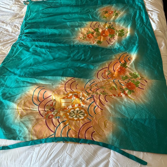 Japnese Silk Skirt - Picture 9 of 10